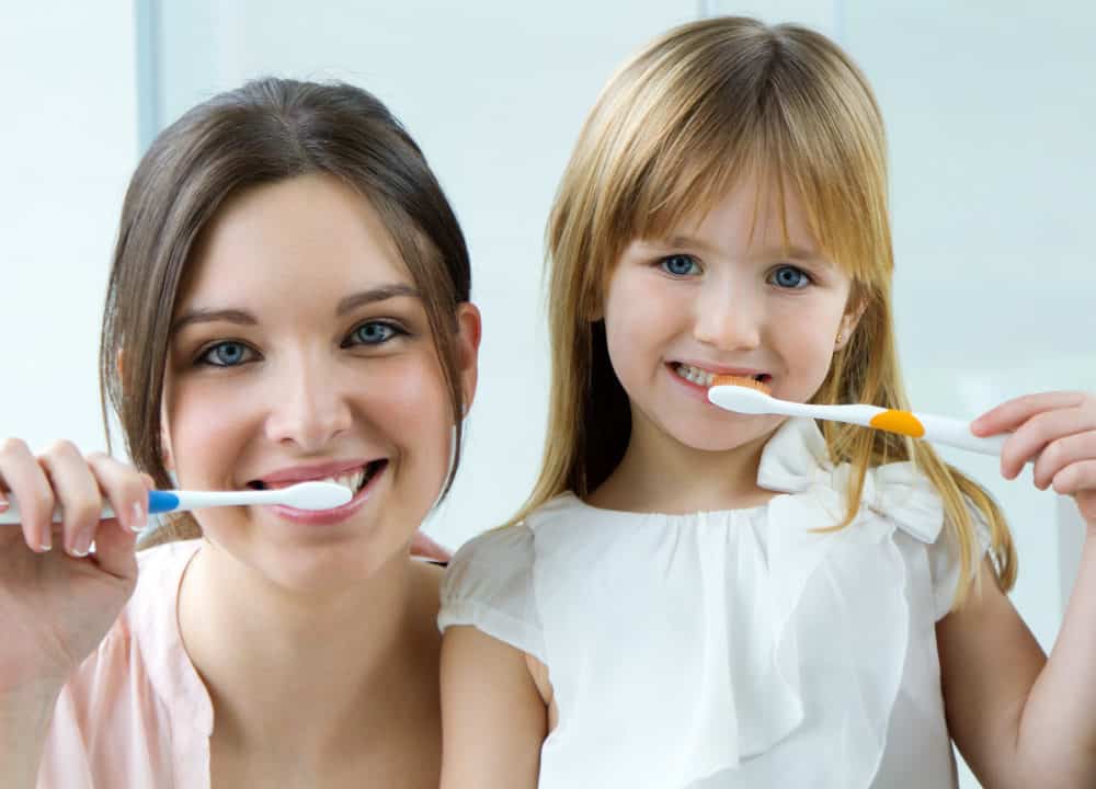 3162 1000x720 - How Do I Teach My Child to Brush Her Teeth?